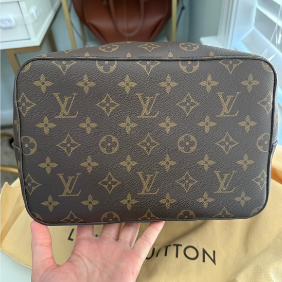 Louis Vuitton Neonoe MM rose - Picture 5 of 16